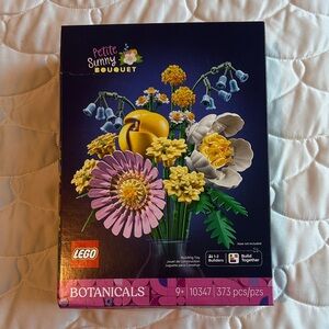 LEGO Botanicals Bright Floral Arrangement Set